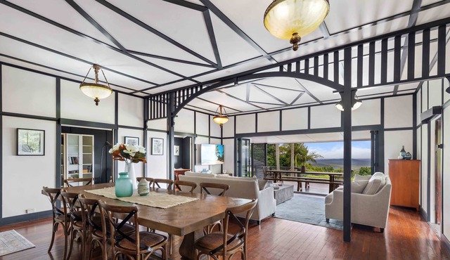 Luxury Accommodation in the Heart of the Sunshine Coast Hinterland