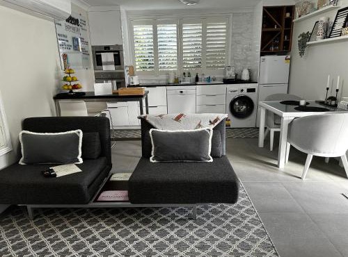 Luxury Boutique Self-Contained Private Granny Flat