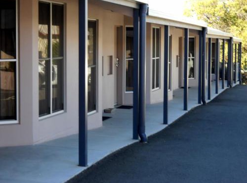 Mackellar Motel