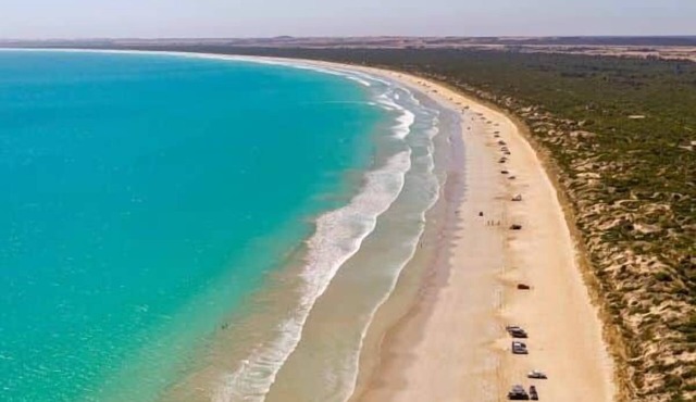 Magic Beach Robe - Luxury Beachfront Escape
