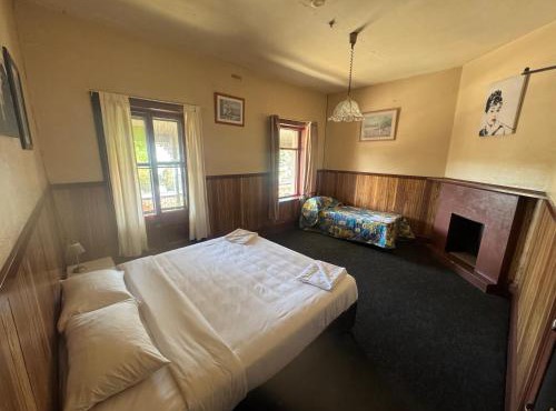 Mannum Hotel