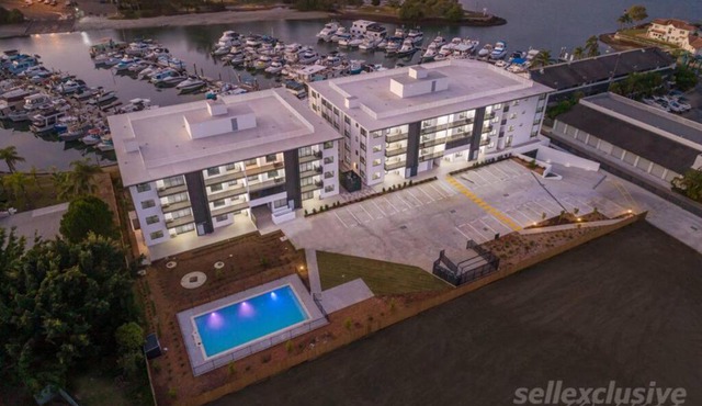 Marina Point