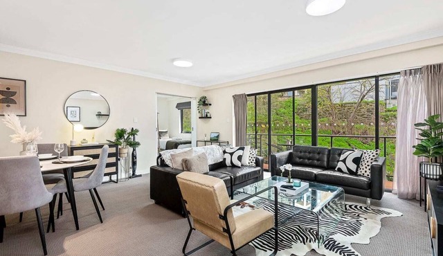 Marvellous Mounts Bay 2BR Apt