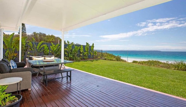 Matilda's Beachfront *winter w/end 3pm checkout*