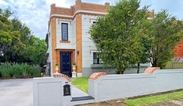 MICRO STUDIO SWAN ST WOOLOOWARE in Woolooware