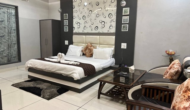 Mithilesh Hotel