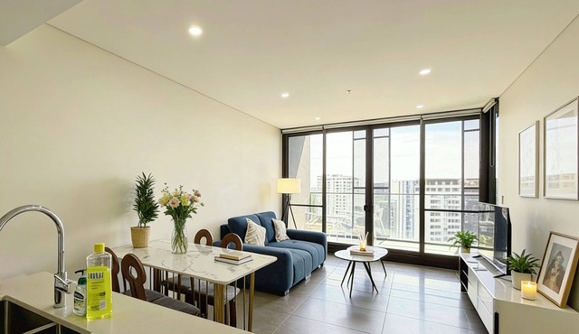 Modern 2-Bedroom Apartment Near Olympic Park – Ideal for Families & Short Stays