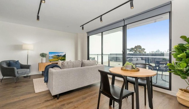 Modern Brunswick