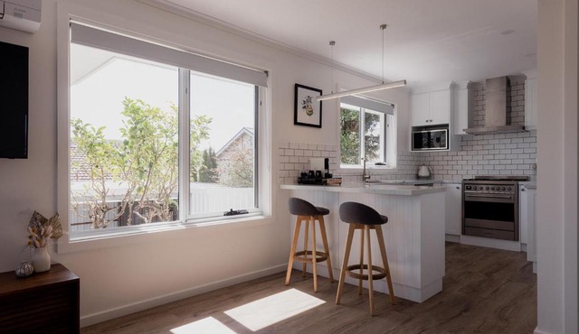 Modern refurbished unit in charming Bellerive