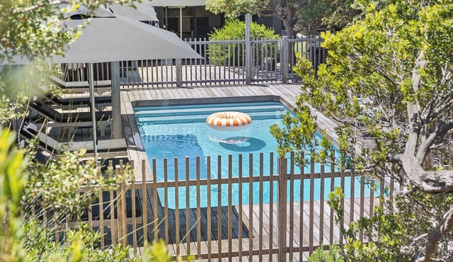 Modern Resort Paradise Blairgowrie