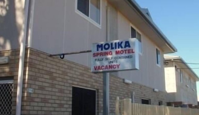 Molika Springs Motel