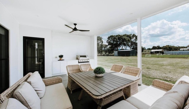 Mudgee Haven Stunning Terra Modern Design