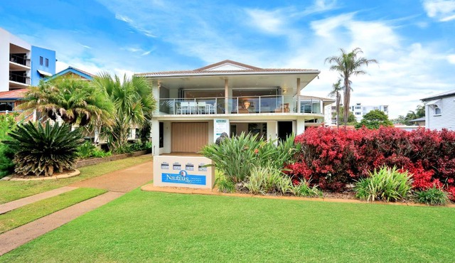 Nautilus Beachside Apartments