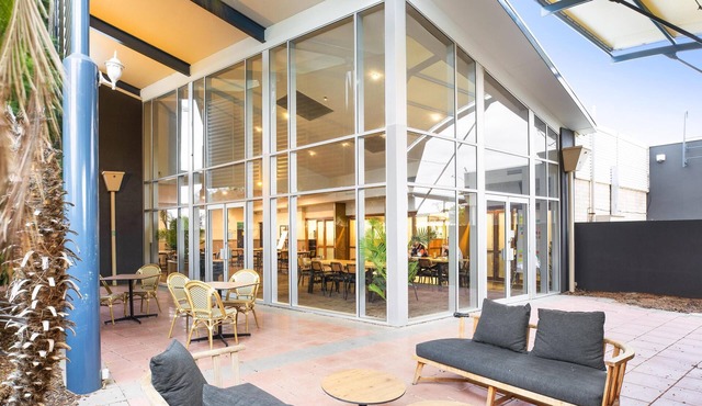 Nightcap at Roxby Downs