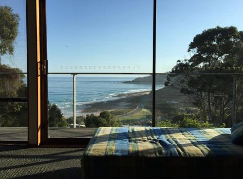 Ocean View with Views Galore - BYO Linen