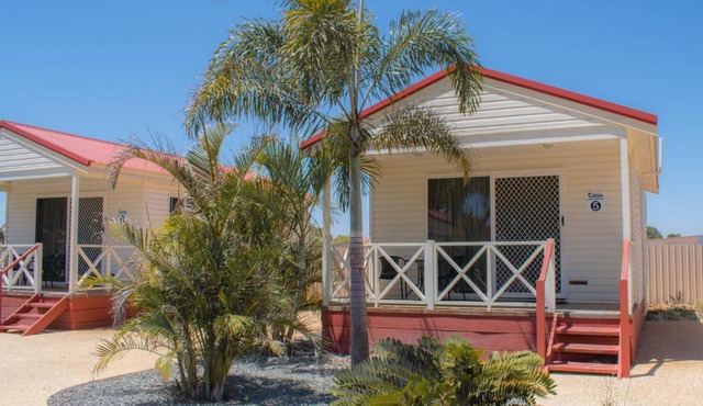 Outback Oasis Caravan Park