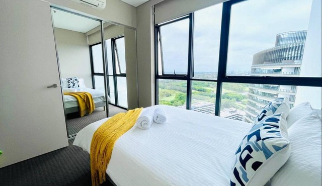 Panoramic City View 3bedroom condo Wi-Fi Parking