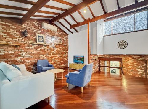 Peaceful 3-Bed Stay Near the Coast
