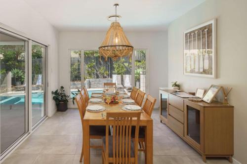Pet friendly Holiday home with pool on Alex