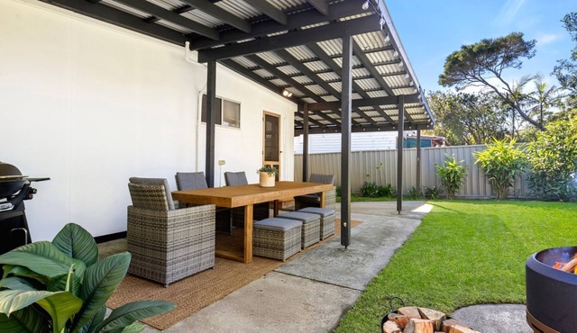 Piccolo Cottage - Firepit - 4 Mins Walk to Beach