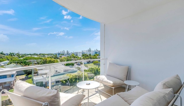 Platinum Apartments - Unit 22