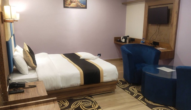 Poddar Residency