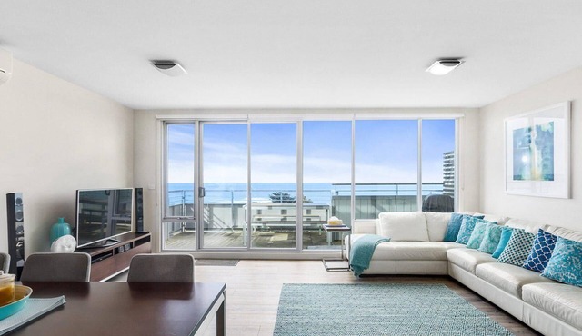 Point Grey Apartment 13