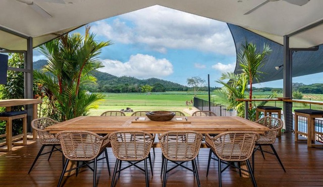 Port Douglas Valley Magic