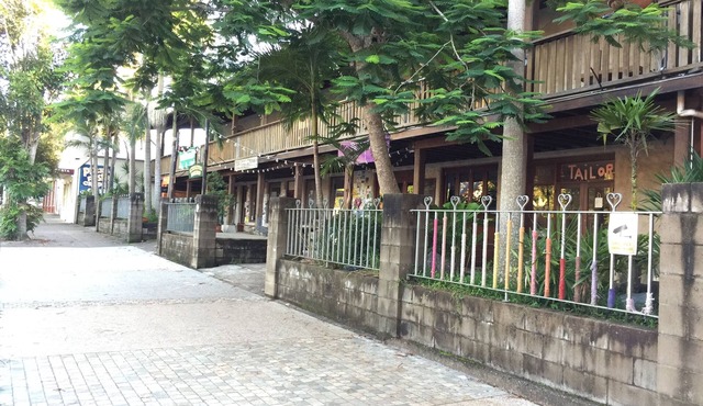 Potters Warehouse