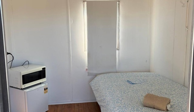 Private Rooms at Yuleba Roadhouse – Fully Furnished with AC & Kitchen Essentials