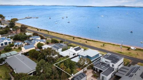 Pukeko Beach House
