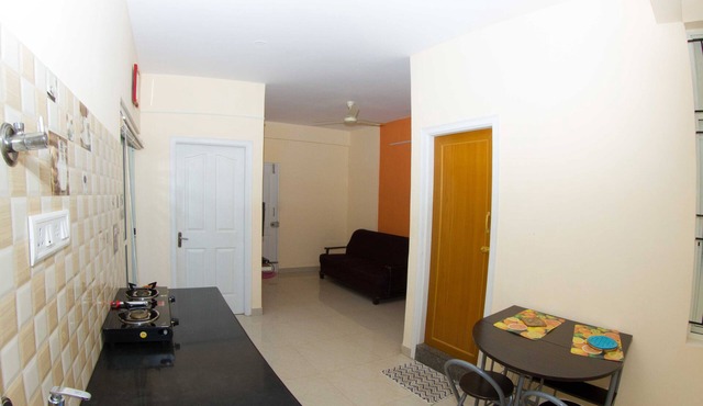 Rainbow Service Apartment