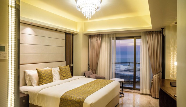 Ramada by Wyndham Cox's Bazar Kolatoli Beach