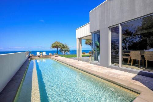 Riva - Oceanfront, Heated pool, 3 bathrooms, Sleeps 8