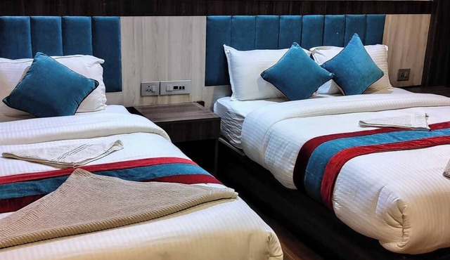 River Beach Resort in Dhussa