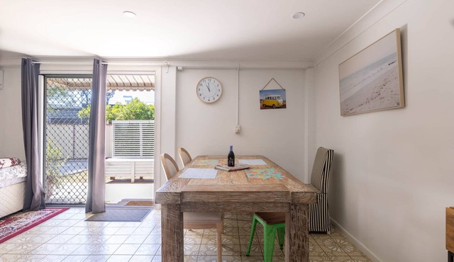 Romantic Escape - close to airport