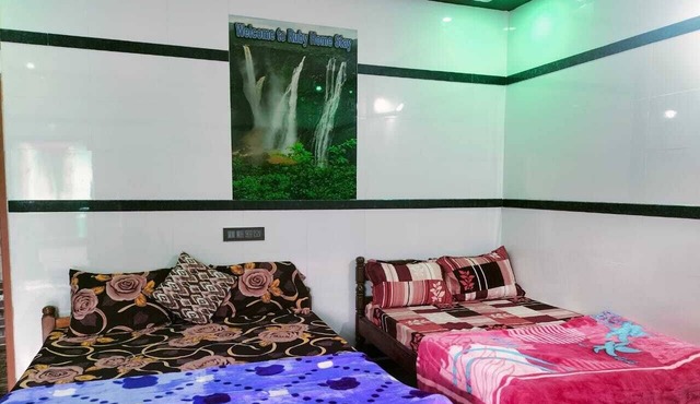 Ruby Home Stay in Sagara