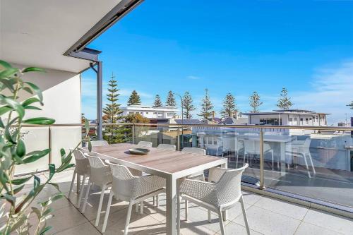 Seaview Horizon - Coastal Elegance by Henley Beach