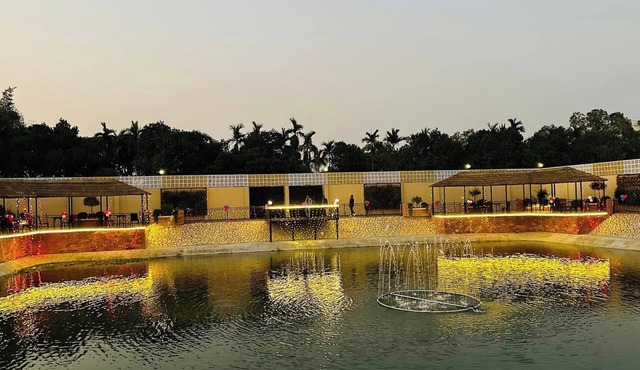 Shayan Resort