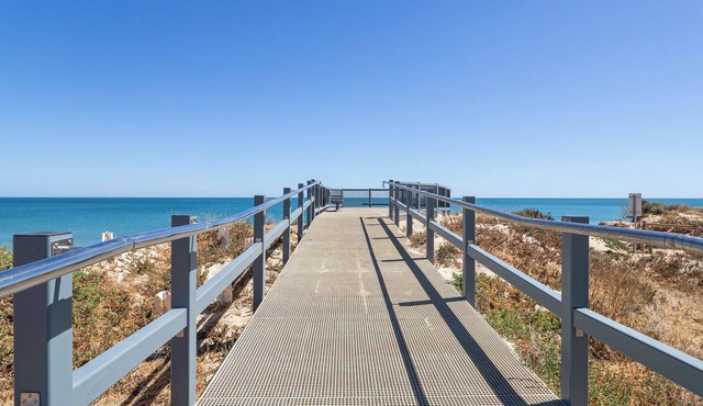 Silver Sands Holiday & Beach House