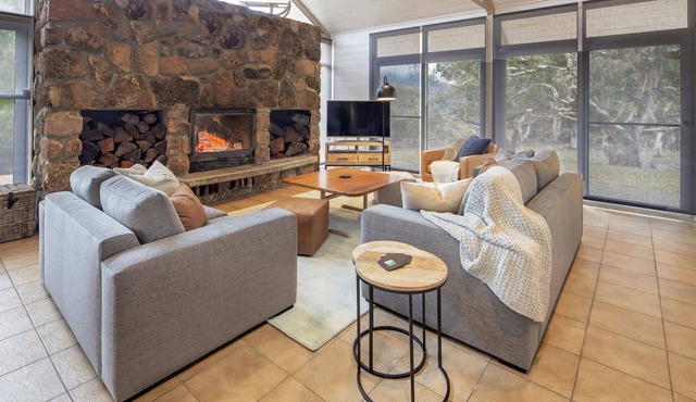 Silvertop Chalet is ideal for large families and groups of friends
