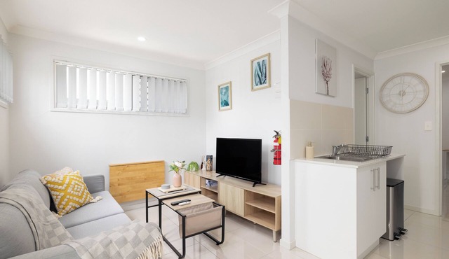 Smart Suites Self Check-in Apartments - 39A Freney