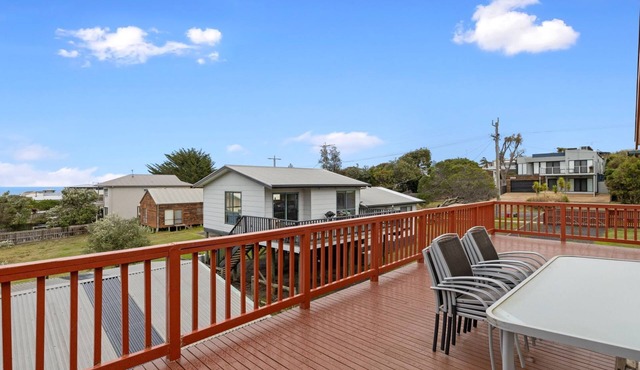 Smiths Beach Escape, the perfect family beach house. in SMITHS BEACH
