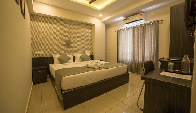 South Gate Residency