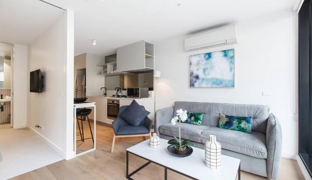 South Melbourne Hidden Gem near Albert Park Lake