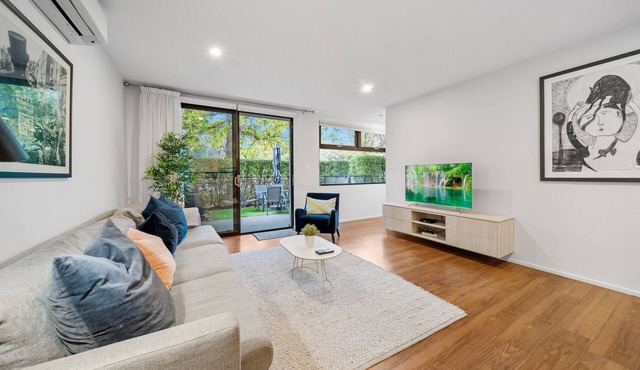 Spacious 3-Bed Home with Alfresco Dining Patio