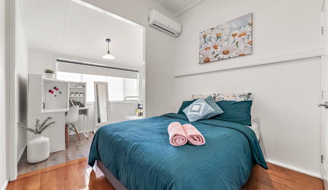 Spacious and Charming Queenslander in Ipswich