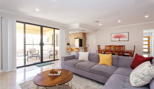 Spacious Tuart Hill Retreat | EV Charger & Parking