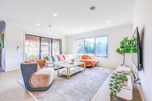 StayAU 4BR Tranquil Family Escape House Point Cook