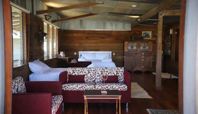 studio apartment close to the ocean and countryside, Takeover Target room